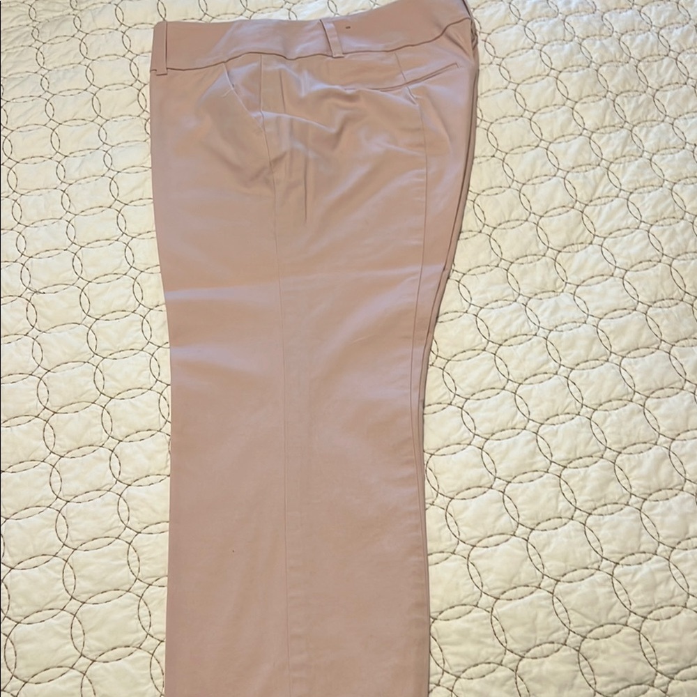 Ann Taylor Factory Cropped Pants in Blush